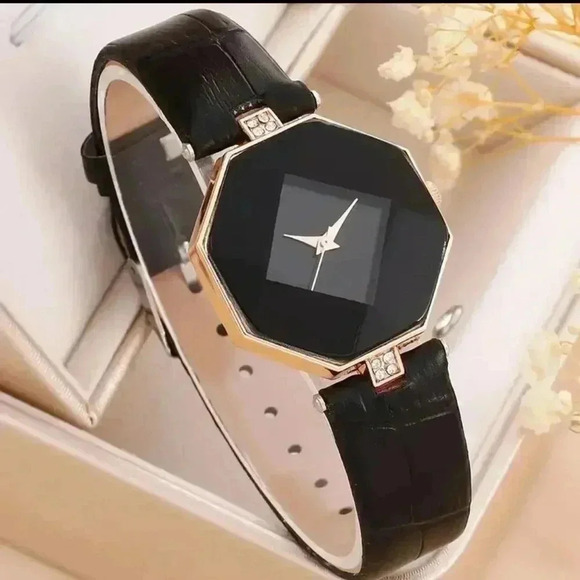 A very beautiful black ladies watch set..stylish on the go. NWT - Picture 4 of 5